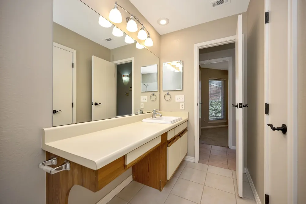 934 Mapleleaf Lane Coppell, TX 75019