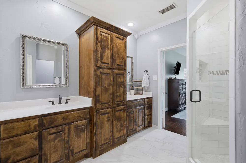 1716 Marian Lane Flower Mound, TX 75028