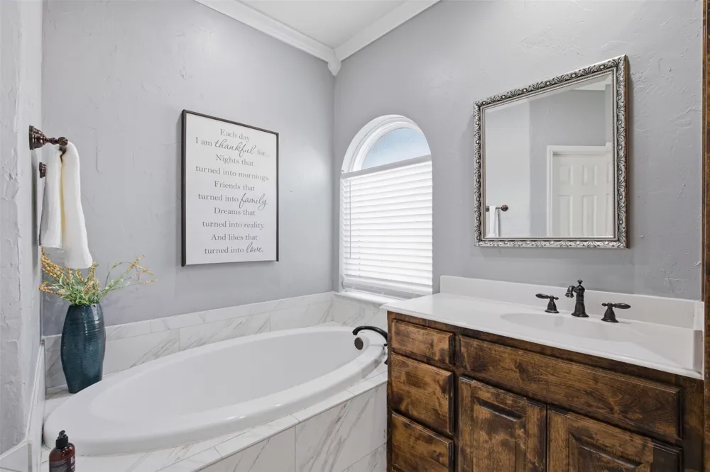 1716 Marian Lane Flower Mound, TX 75028