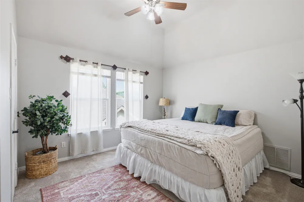 1716 Marian Lane Flower Mound, TX 75028