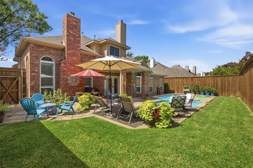 1716 Marian Lane Flower Mound, TX 75028