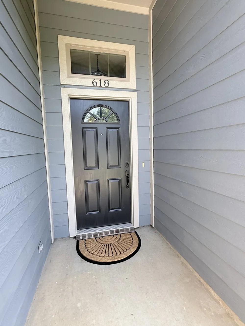 618 E Walcott Street Pilot Point, TX 76258