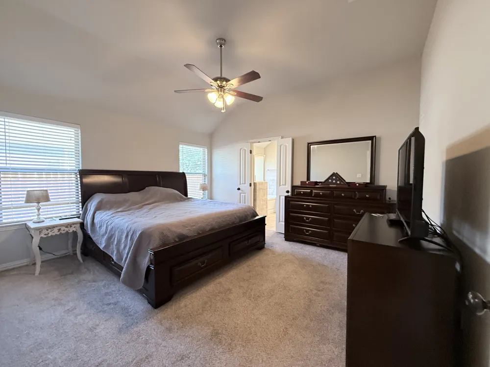 618 E Walcott Street Pilot Point, TX 76258