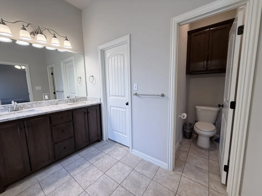 618 E Walcott Street Pilot Point, TX 76258