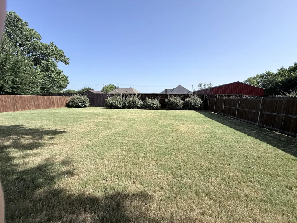 618 E Walcott Street Pilot Point, TX 76258