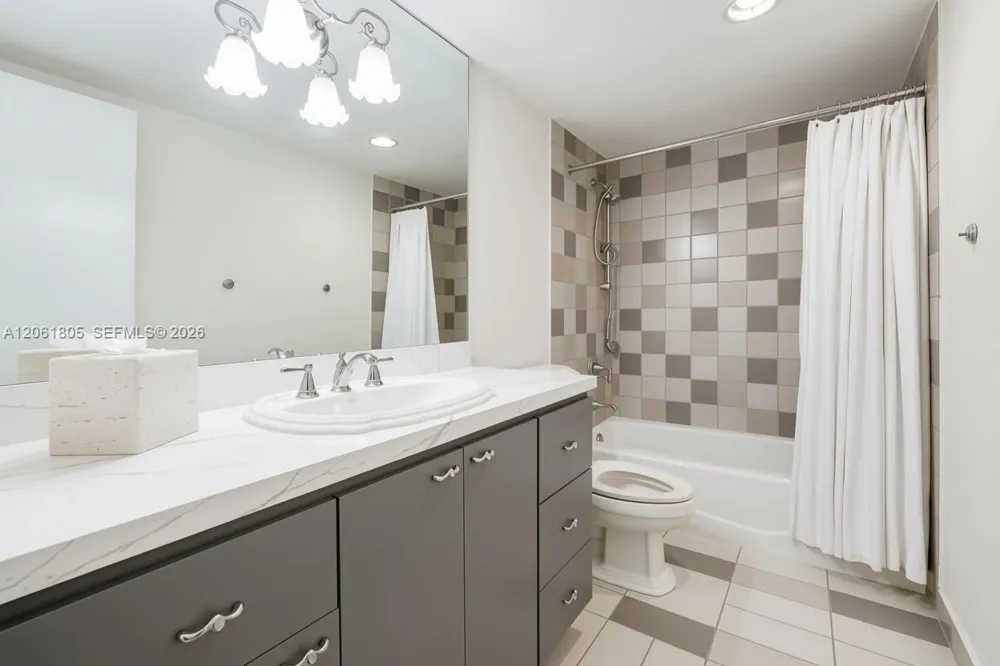 90 Edgewater Dr #501 Coral Gables, FL 33133