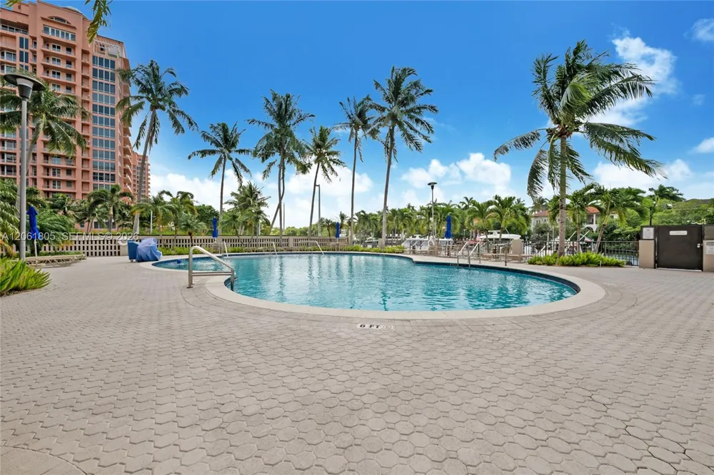 90 Edgewater Dr #501 Coral Gables, FL 33133