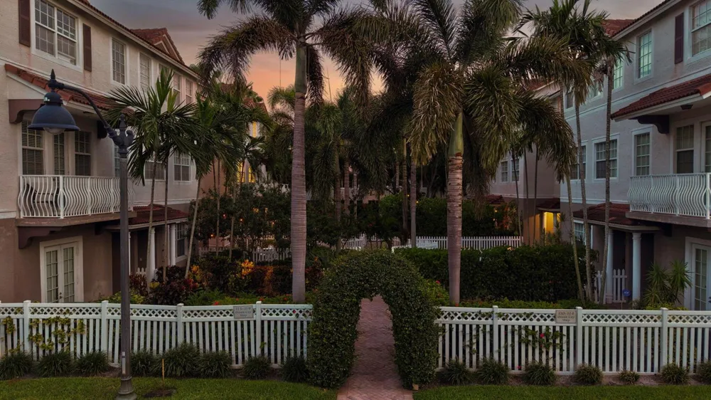 116 OCEAN CAY WAY Hypoluxo, FL 33462