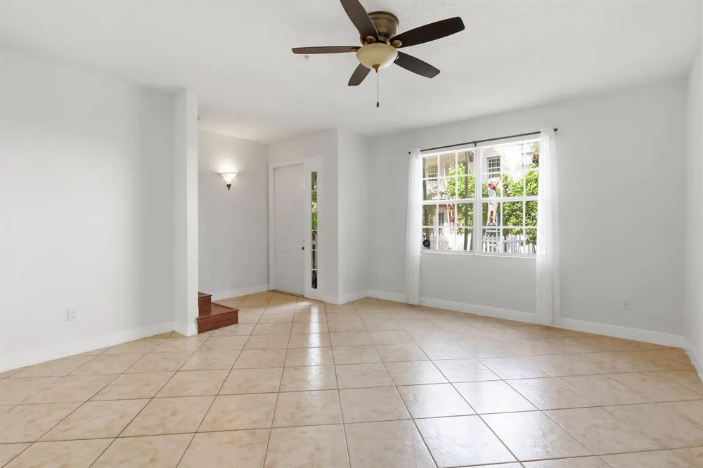 116 OCEAN CAY WAY Hypoluxo, FL 33462