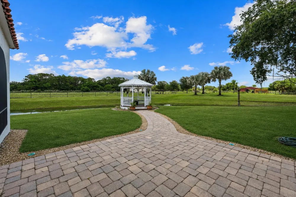 9999 NE 120TH STREET Okeechobee, FL 34972