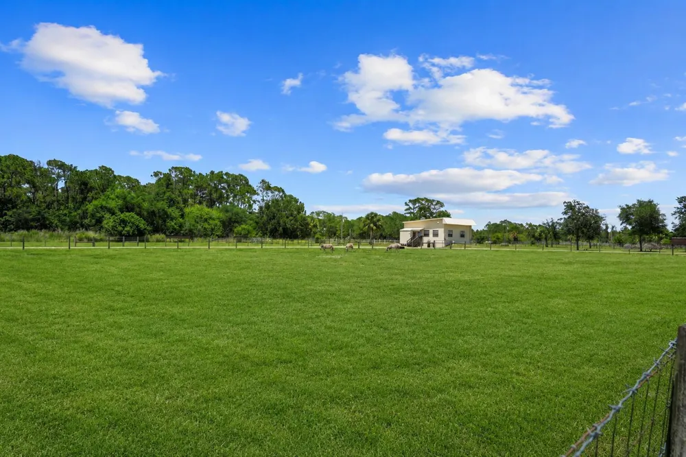 9999 NE 120TH STREET Okeechobee, FL 34972