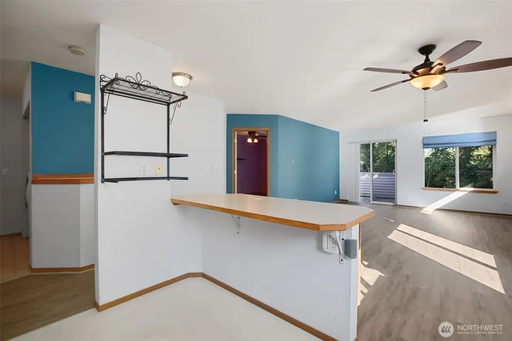 8833 1st Street NE #J204 Lake Stevens, WA 98258