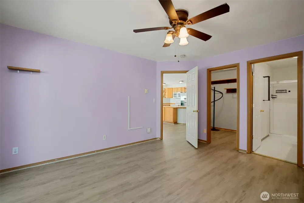 8833 1st Street NE #J204 Lake Stevens, WA 98258
