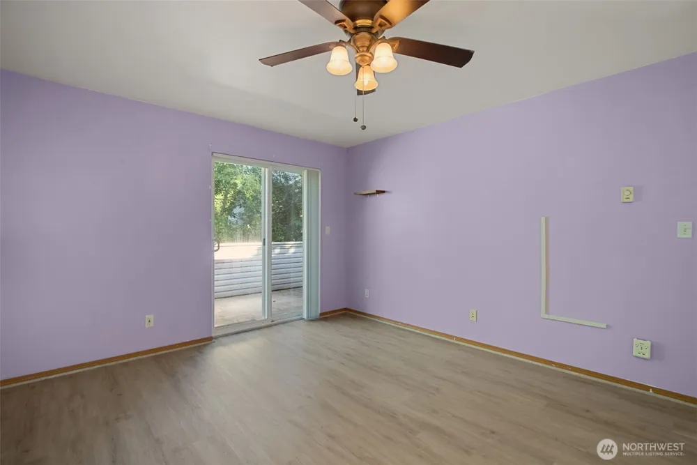 8833 1st Street NE #J204 Lake Stevens, WA 98258