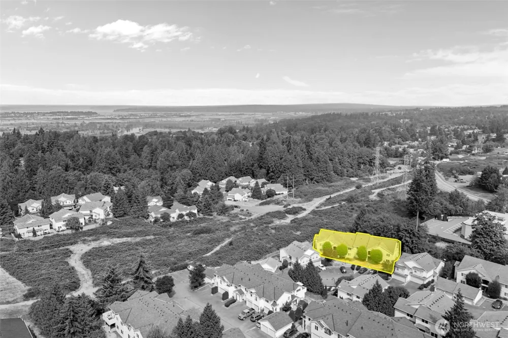 8833 1st Street NE #J204 Lake Stevens, WA 98258