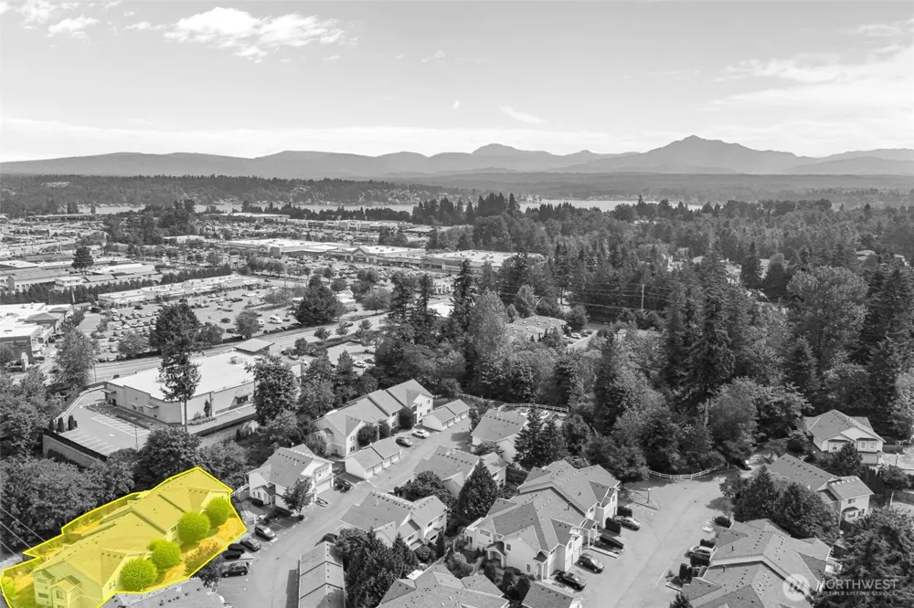 8833 1st Street NE #J204 Lake Stevens, WA 98258