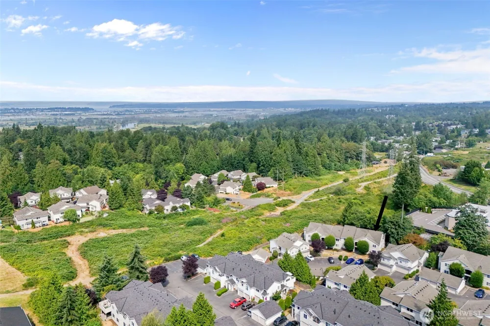 8833 1st Street NE #J204 Lake Stevens, WA 98258
