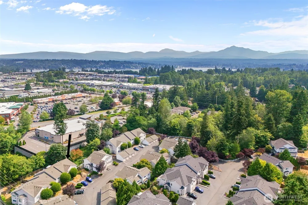 8833 1st Street NE #J204 Lake Stevens, WA 98258