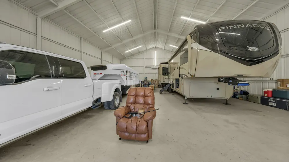 303 Private Road 3365 Boyd, TX 76023