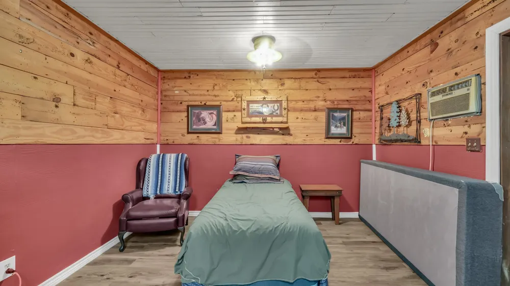 303 Private Road 3365 Boyd, TX 76023