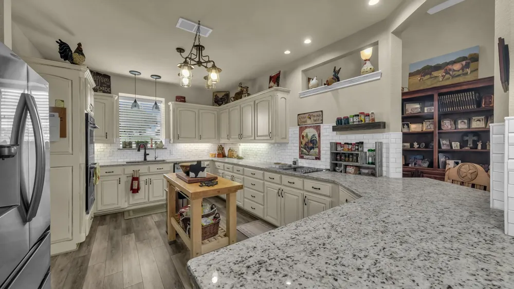 303 Private Road 3365 Boyd, TX 76023