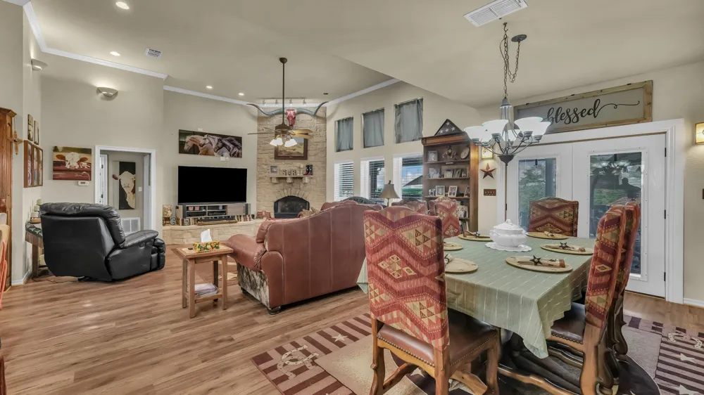 303 Private Road 3365 Boyd, TX 76023