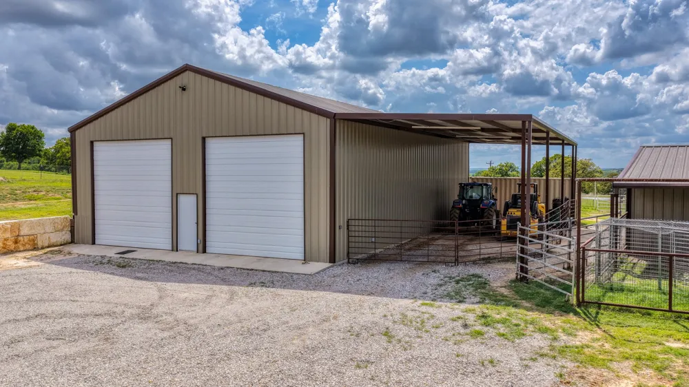 303 Private Road 3365 Boyd, TX 76023