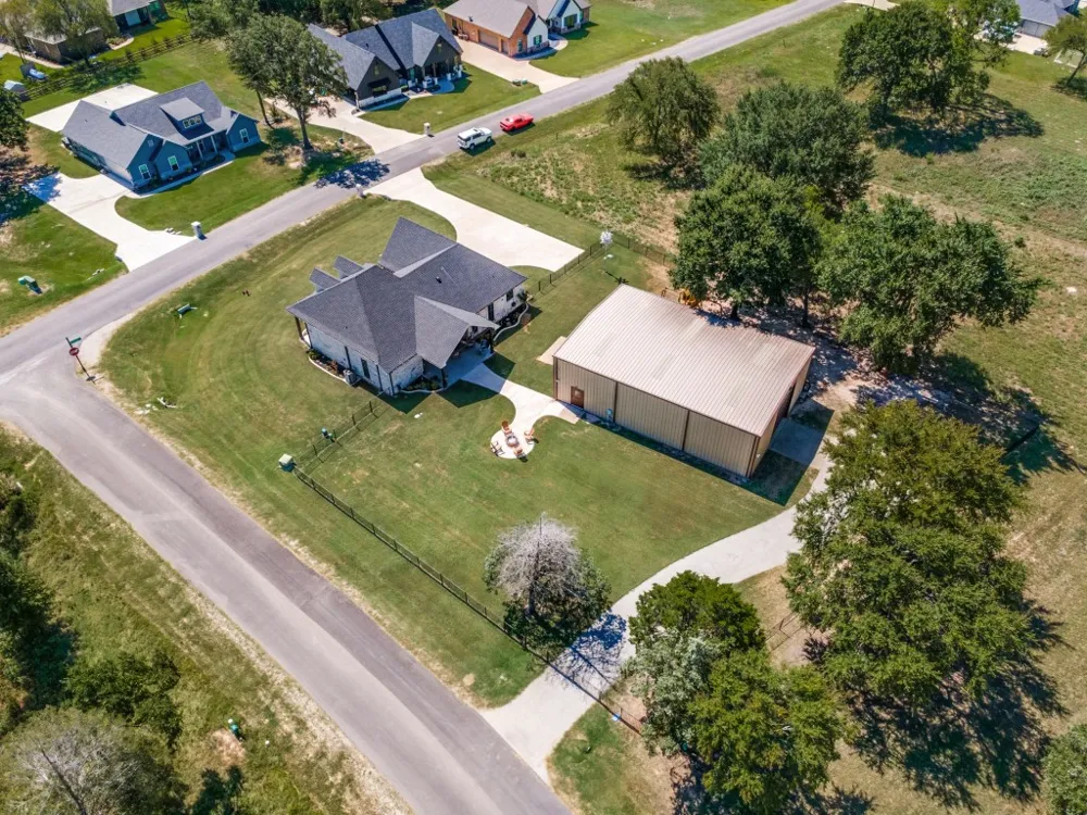 722 Clubview Drive Mabank, TX 75143