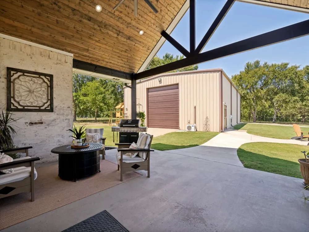 722 Clubview Drive Mabank, TX 75143