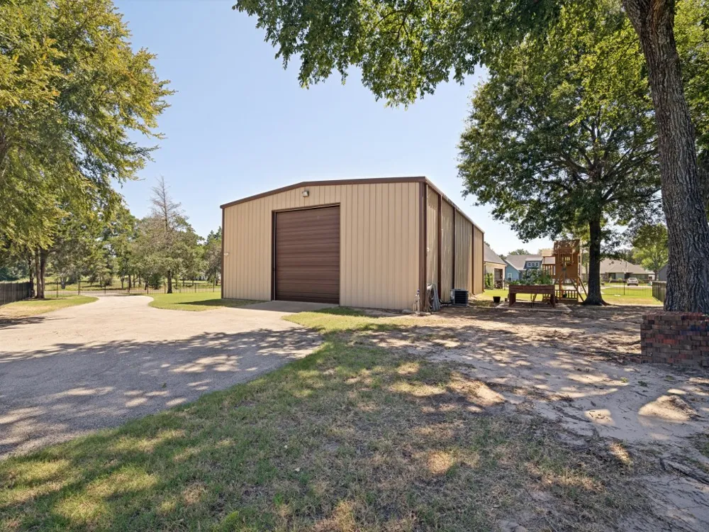 722 Clubview Drive Mabank, TX 75143