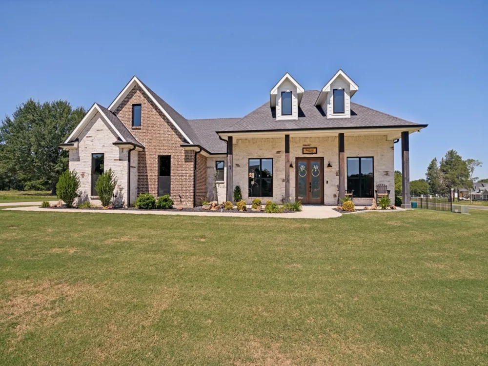 722 Clubview Drive Mabank, TX 75143