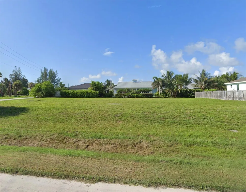 1715 PORPOISE AVENUE Fort Pierce, FL 34949