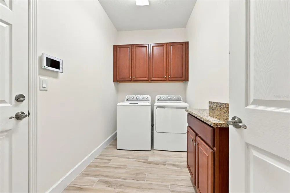 623 CHIPPER DRIVE Sun City Center, FL 33573