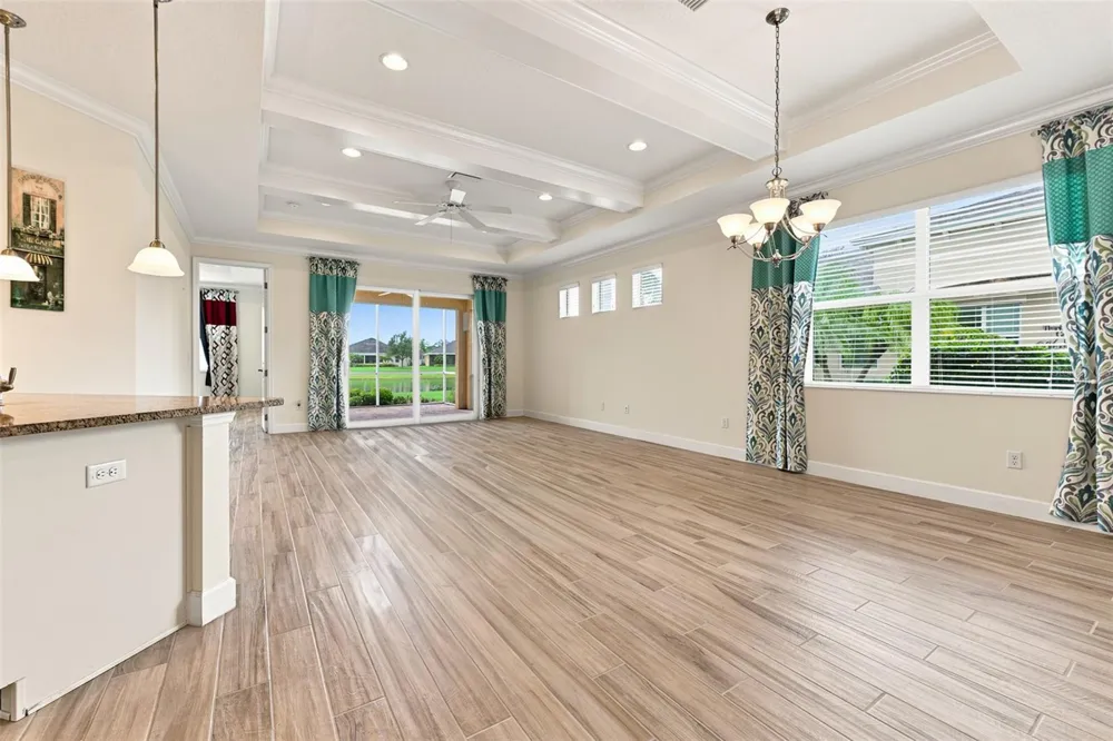 623 CHIPPER DRIVE Sun City Center, FL 33573