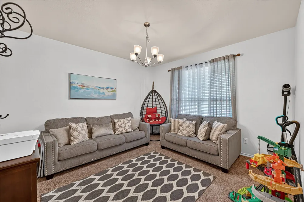 1118 Crest Ridge Drive Glenn Heights, TX 75154