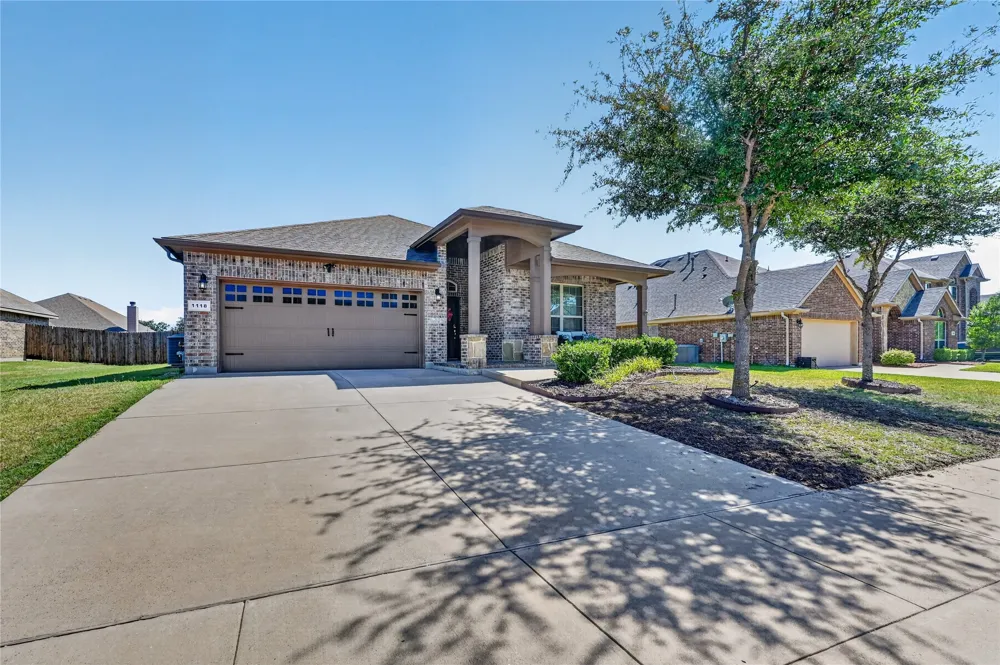1118 Crest Ridge Drive Glenn Heights, TX 75154