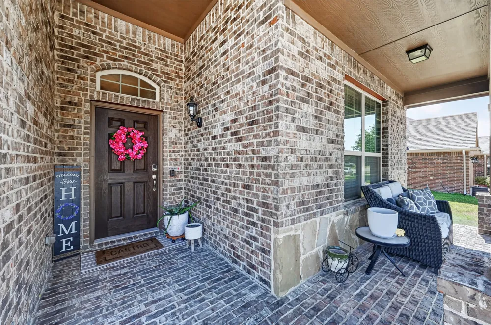 1118 Crest Ridge Drive Glenn Heights, TX 75154