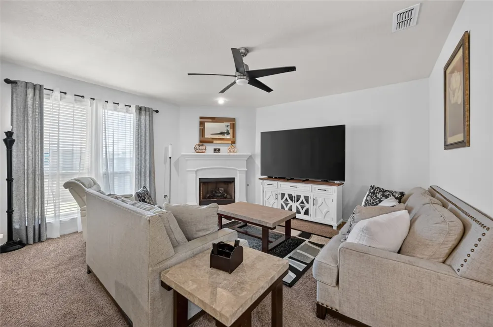 1118 Crest Ridge Drive Glenn Heights, TX 75154
