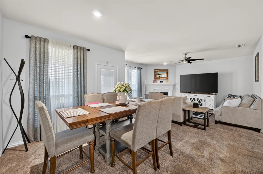 1118 Crest Ridge Drive Glenn Heights, TX 75154