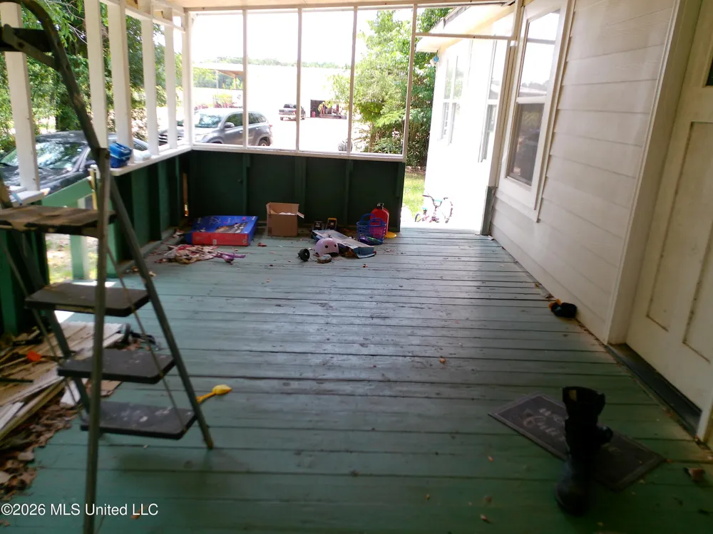 1645 Coy Avenue Wiggins, MS 39577