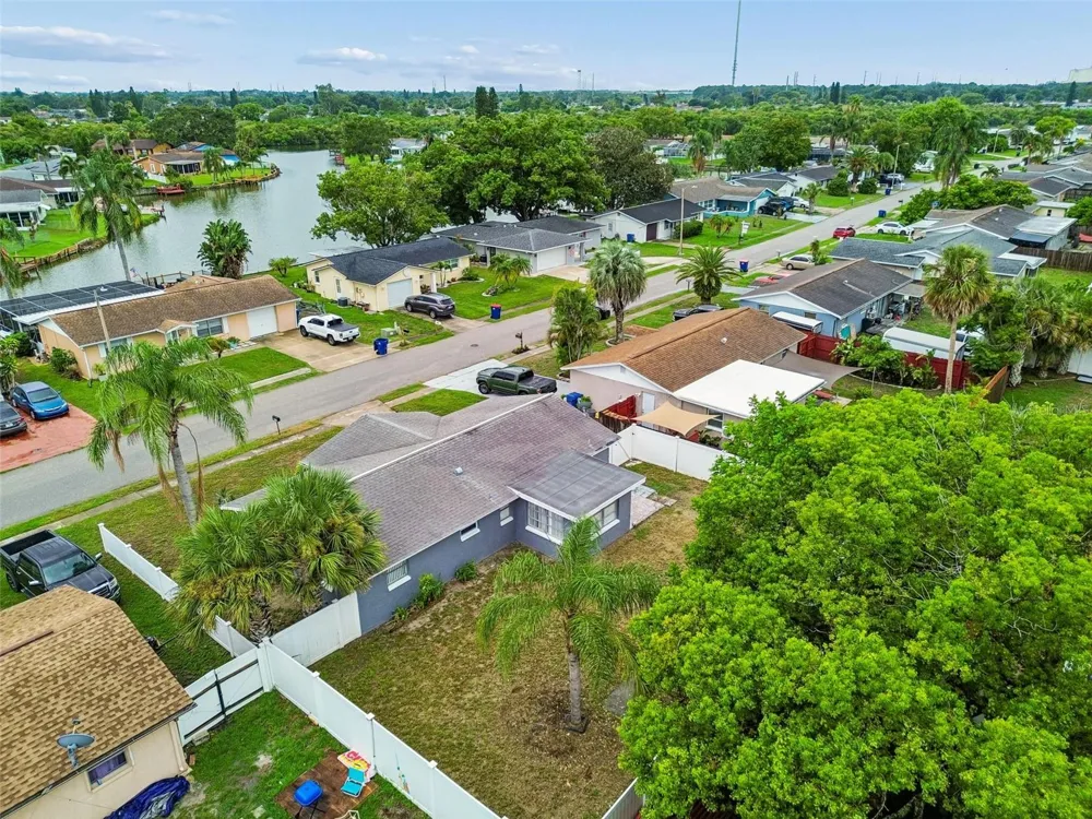 3533 WILSON DRIVE Holiday, FL 34691