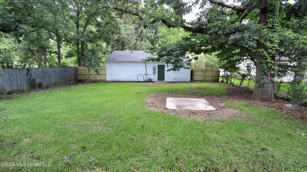 315 Willa Street Batesville, MS 38606