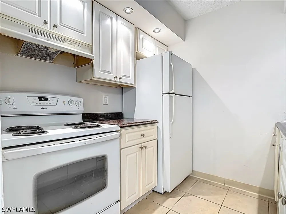 Santa Clara Drive #12 Naples, FL 34104