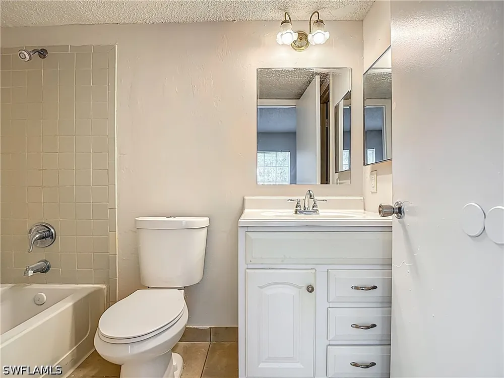 Santa Clara Drive #12 Naples, FL 34104