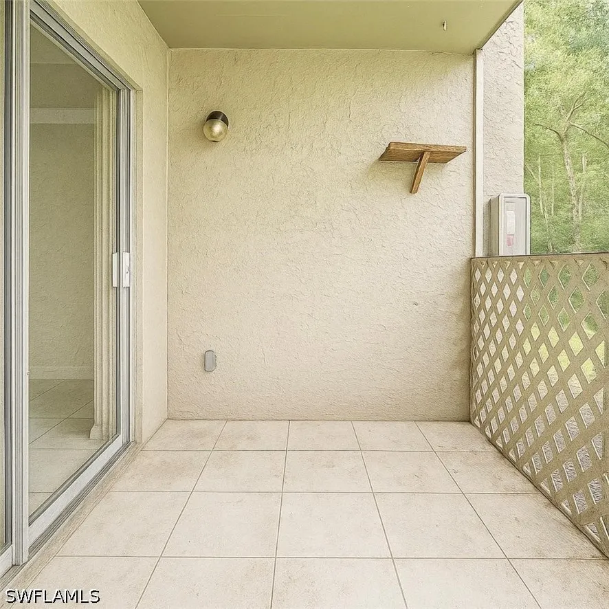 Santa Clara Drive #12 Naples, FL 34104