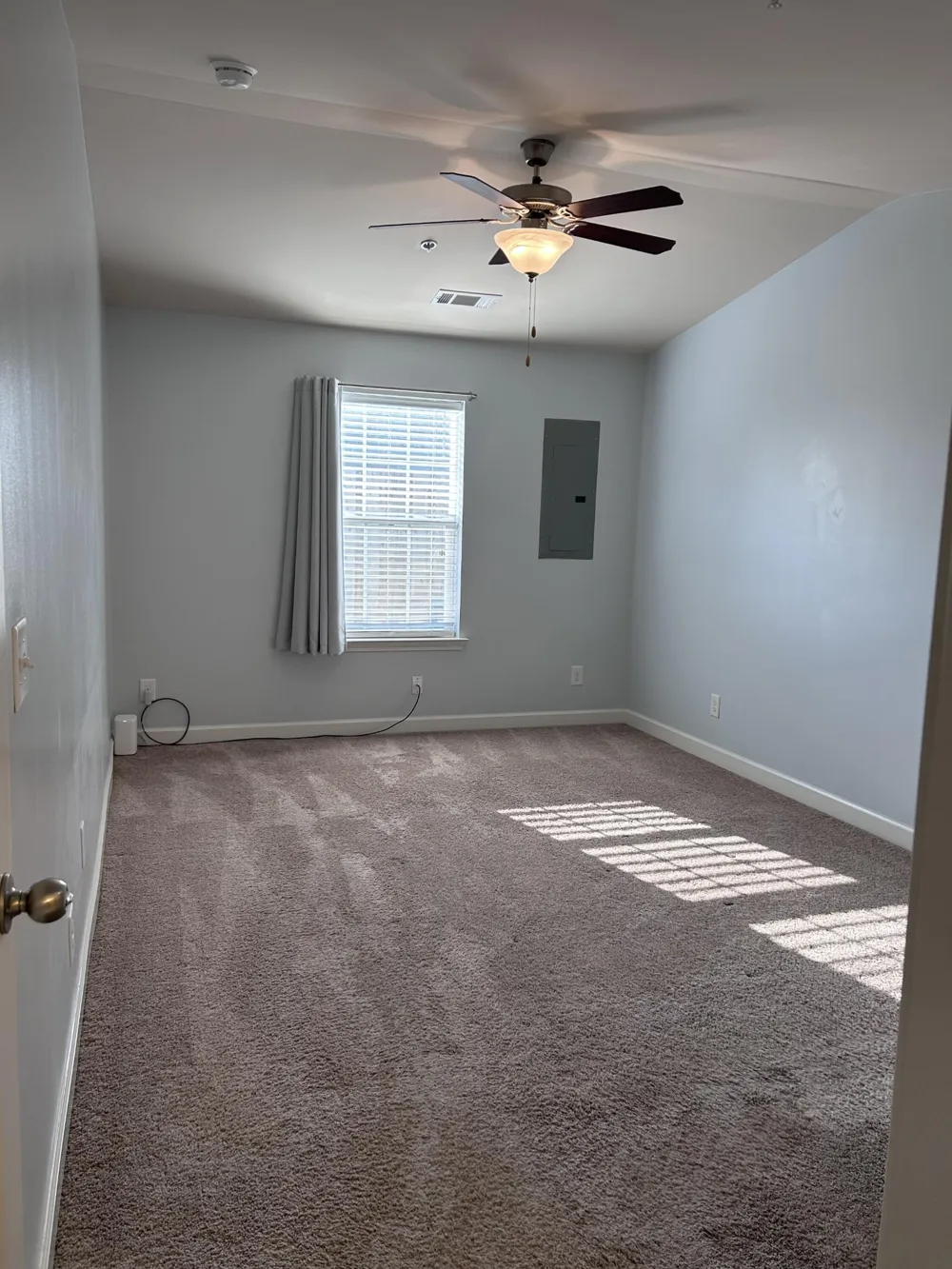 1040 Charlie Daniels PKWY #APT 166 Mount Juliet, TN 37122