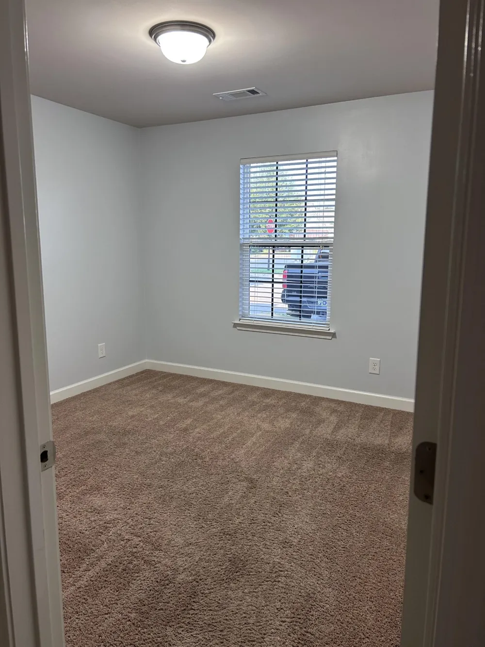1040 Charlie Daniels PKWY #APT 166 Mount Juliet, TN 37122