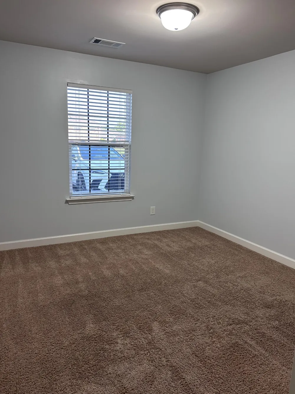 1040 Charlie Daniels PKWY #APT 166 Mount Juliet, TN 37122