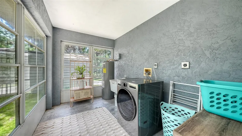 4498 HIDDEN RIVER ROAD Sarasota, FL 34240