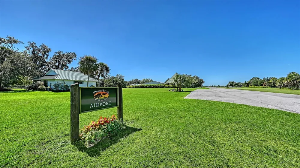 4498 HIDDEN RIVER ROAD Sarasota, FL 34240